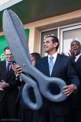 The Mayor's Scissors