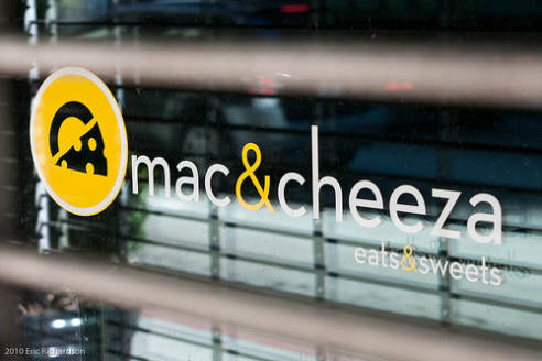 Mac & Cheeza