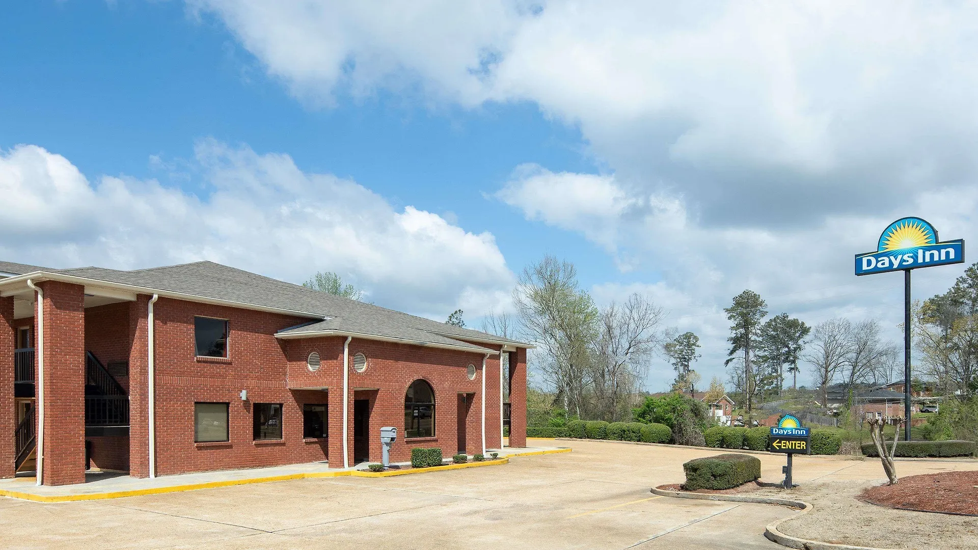 9 Days Inn By Wyndham Hotels In Mississippi Worth Booking