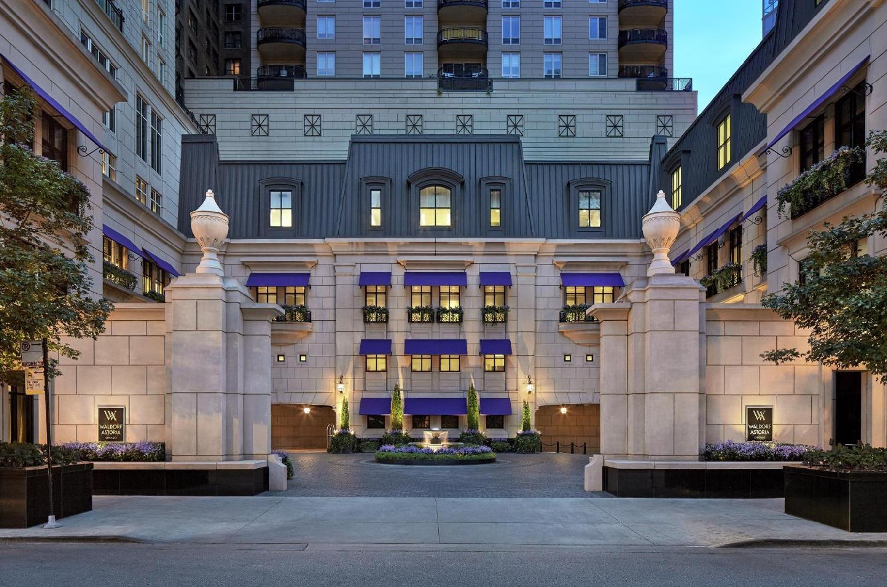 9 Top-Rated Design Hotels Near Chicago's Magnificent Mile