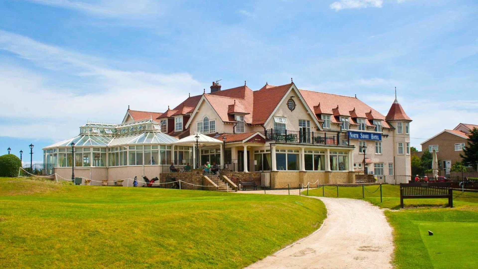 Where to Stay Near Natureland Seal Sanctuary: 10 Central Hotels