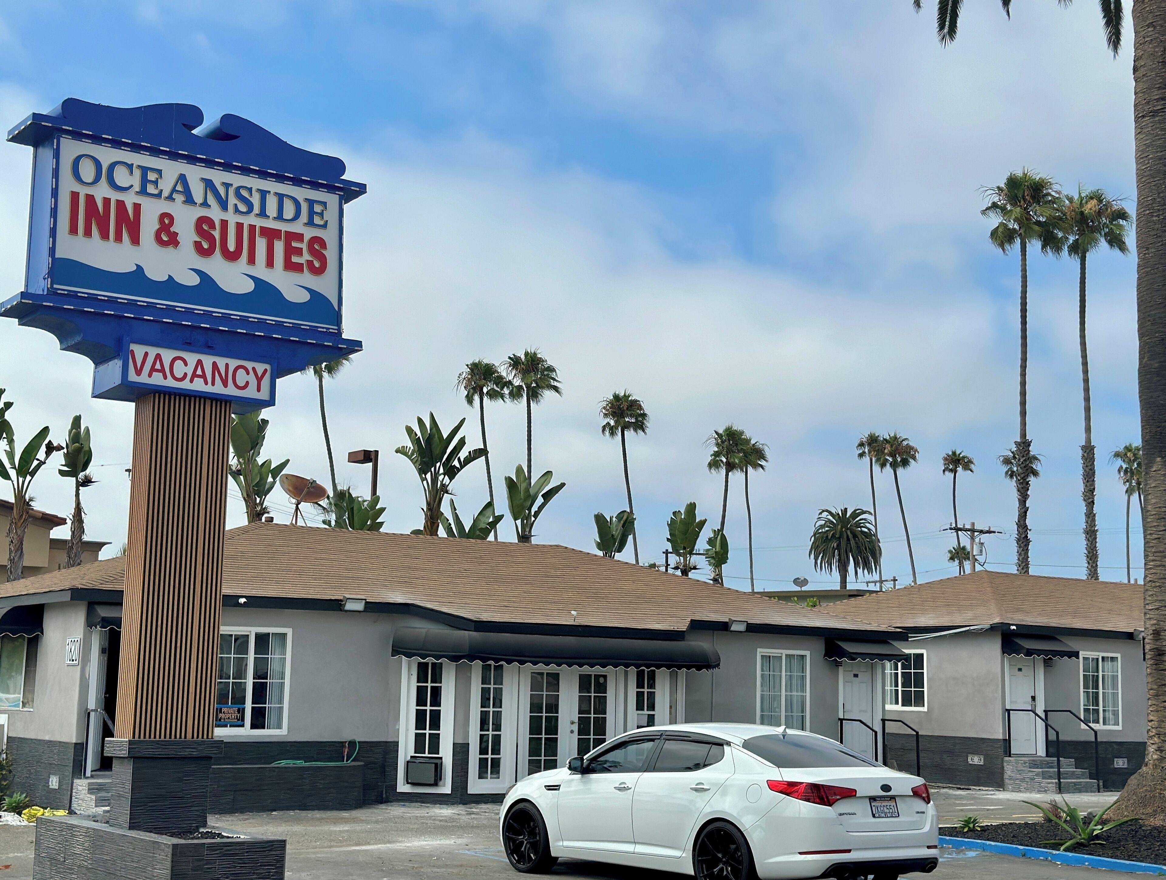 6 Affordable Hotels Close to Museum of Making Music in Carlsbad