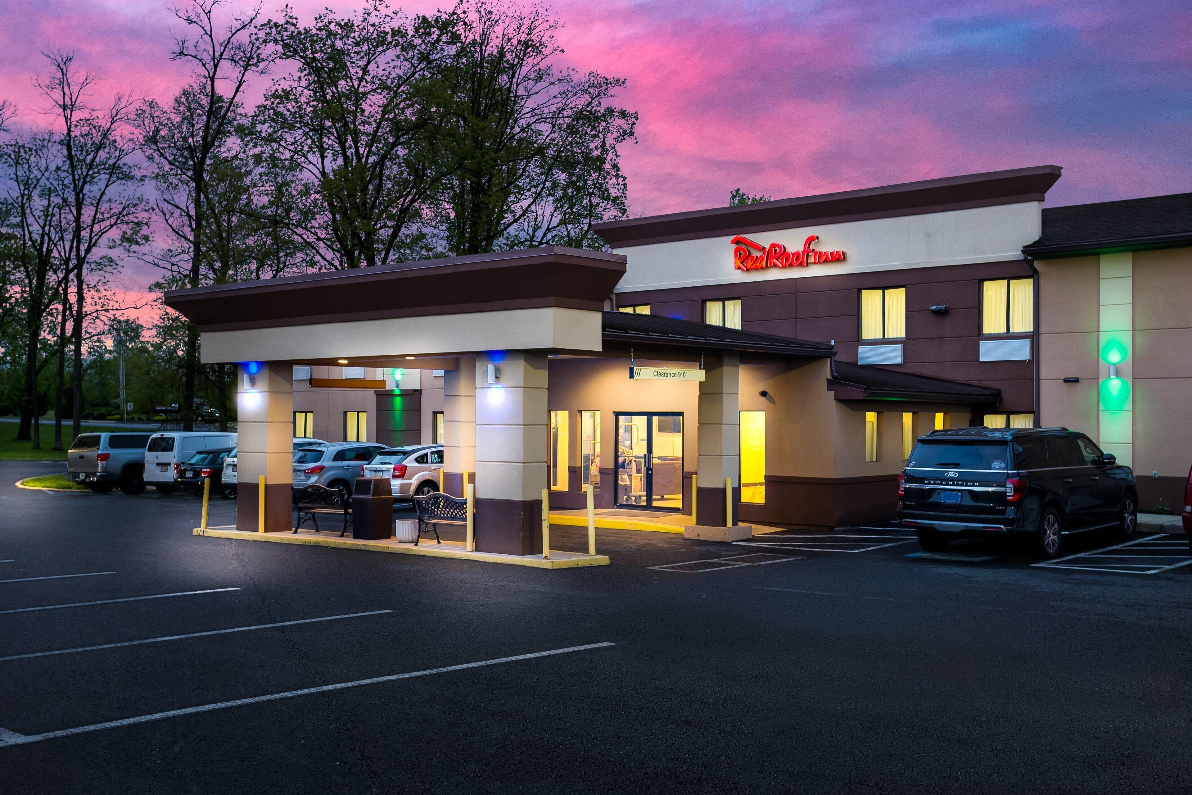 Where to Stay for Less: 11 Budget Hotels in Dutch Country PA