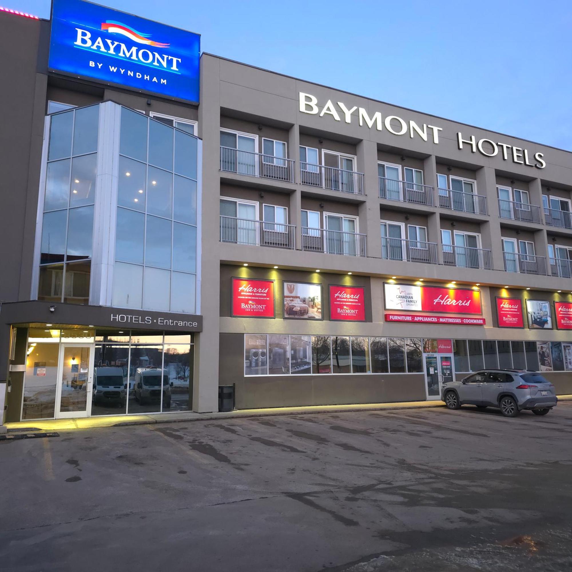 Staying in Alberta: 15 Business Hotels Compared