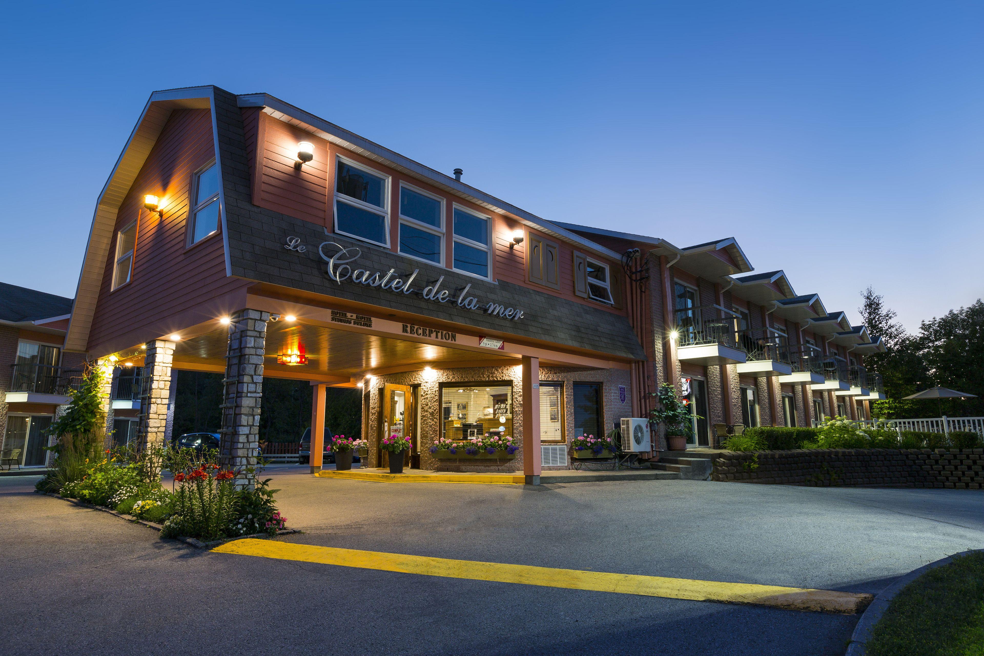 Where to Stay in Canada: 15 Best Budget Hotels Reviewed