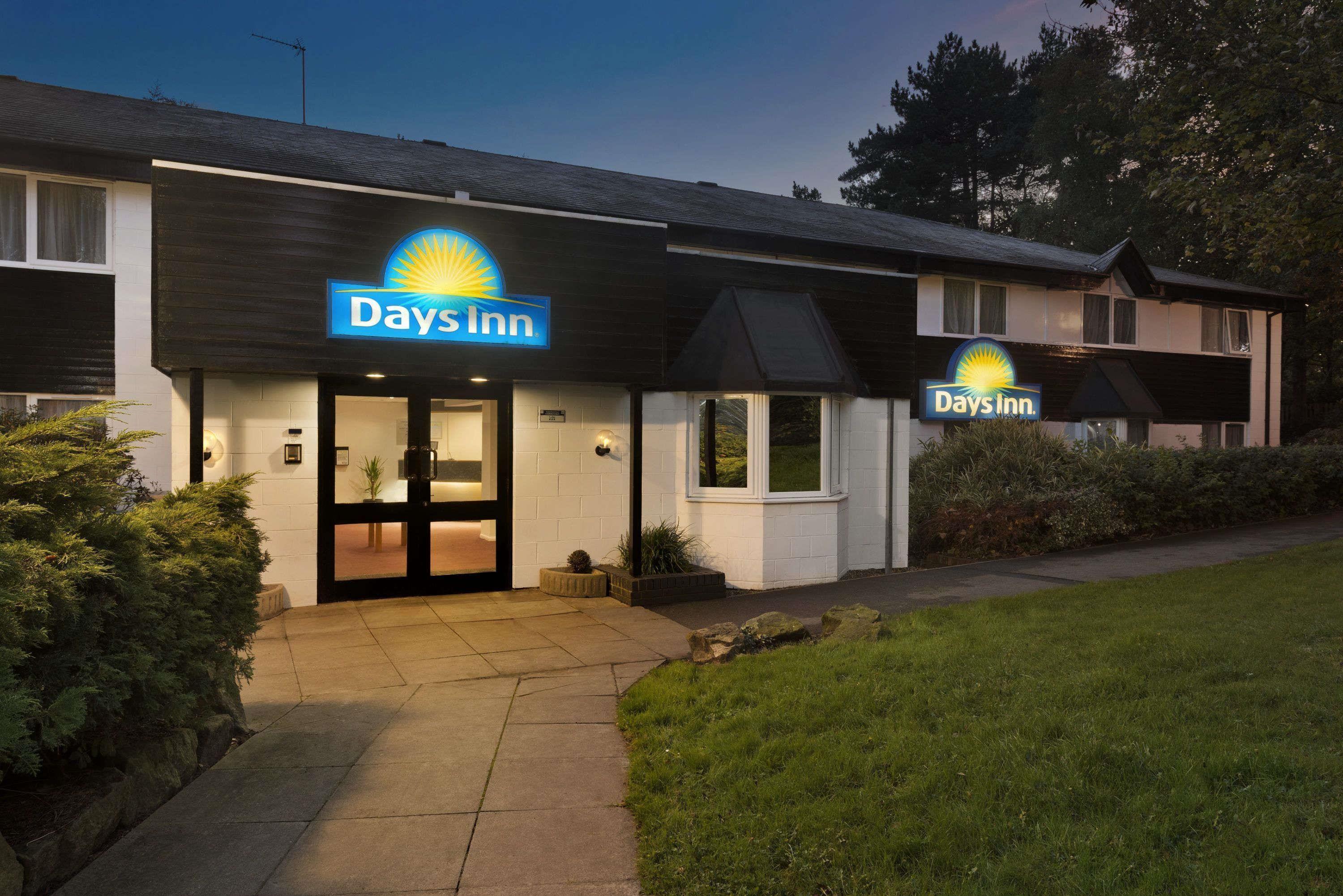 Where to Stay Near Odiham Castle: 8 Design Hotels Reviewed