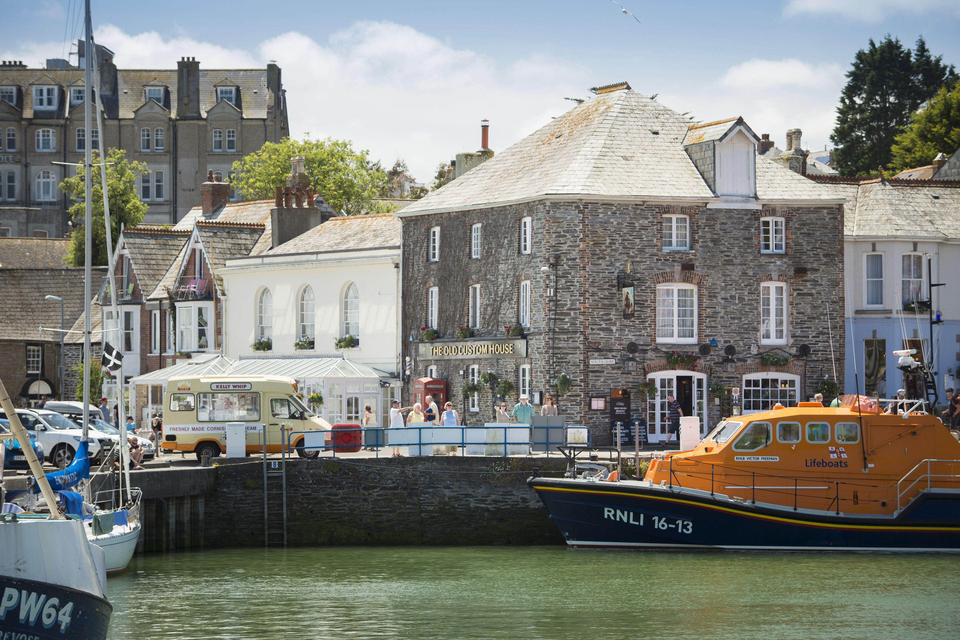 Staying In Cornwall: 11 Luxury Hotels Compared
