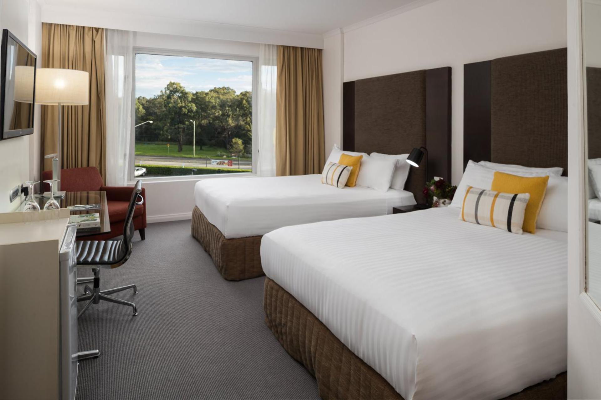 5 Golf Hotels Near Parramatta Park Worth Booking
